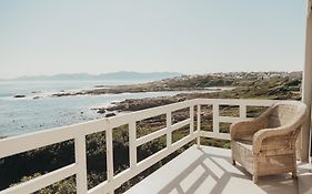 La Melamire On The Rocks Bed & Breakfast